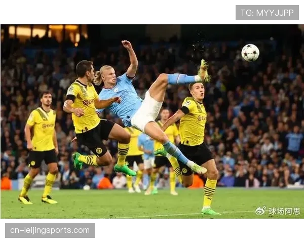 曼城紧追不舍施压枪手 争冠主动权在冲刺阶段悄然易主 曼城紧追不舍施压枪手 争冠主动权在冲刺阶段悄然易主